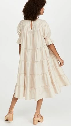 Promo 🥰 Merlette Paradis 👗 Dress Light Beige 🎁 -BAUM UND PFERDGARTEN SHOP merlt3001724518 1626212903005 2 0. UX540 . QL90